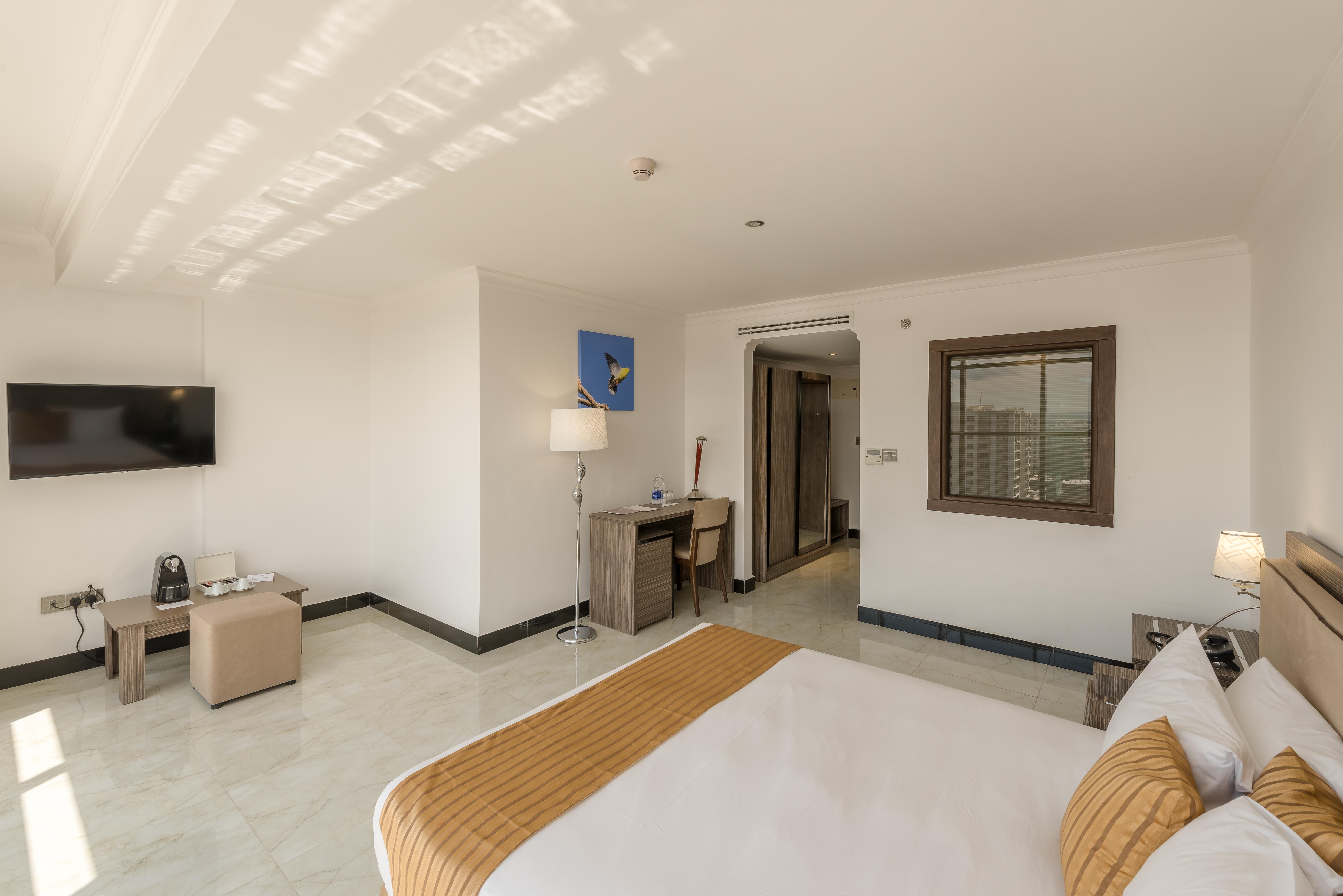 Golden Tulip Dar Es Salaam City Center Hotel Exteriör bild