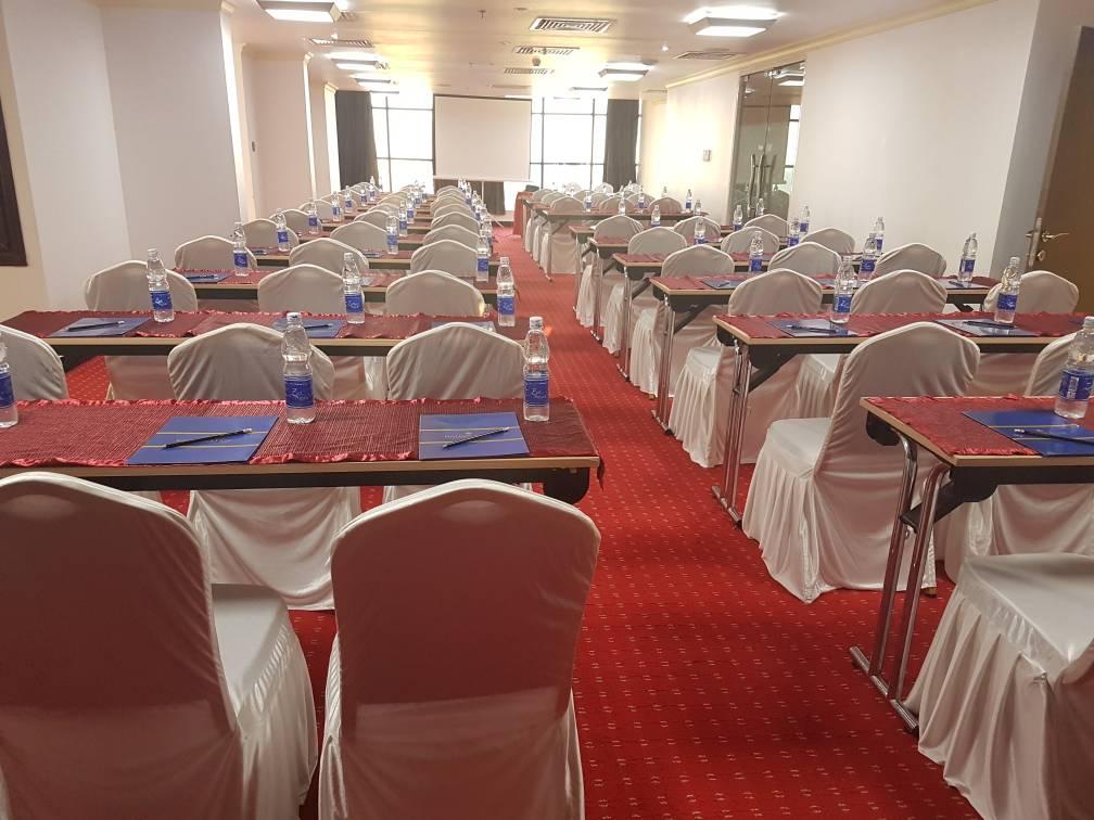 Golden Tulip Dar Es Salaam City Center Hotel Exteriör bild