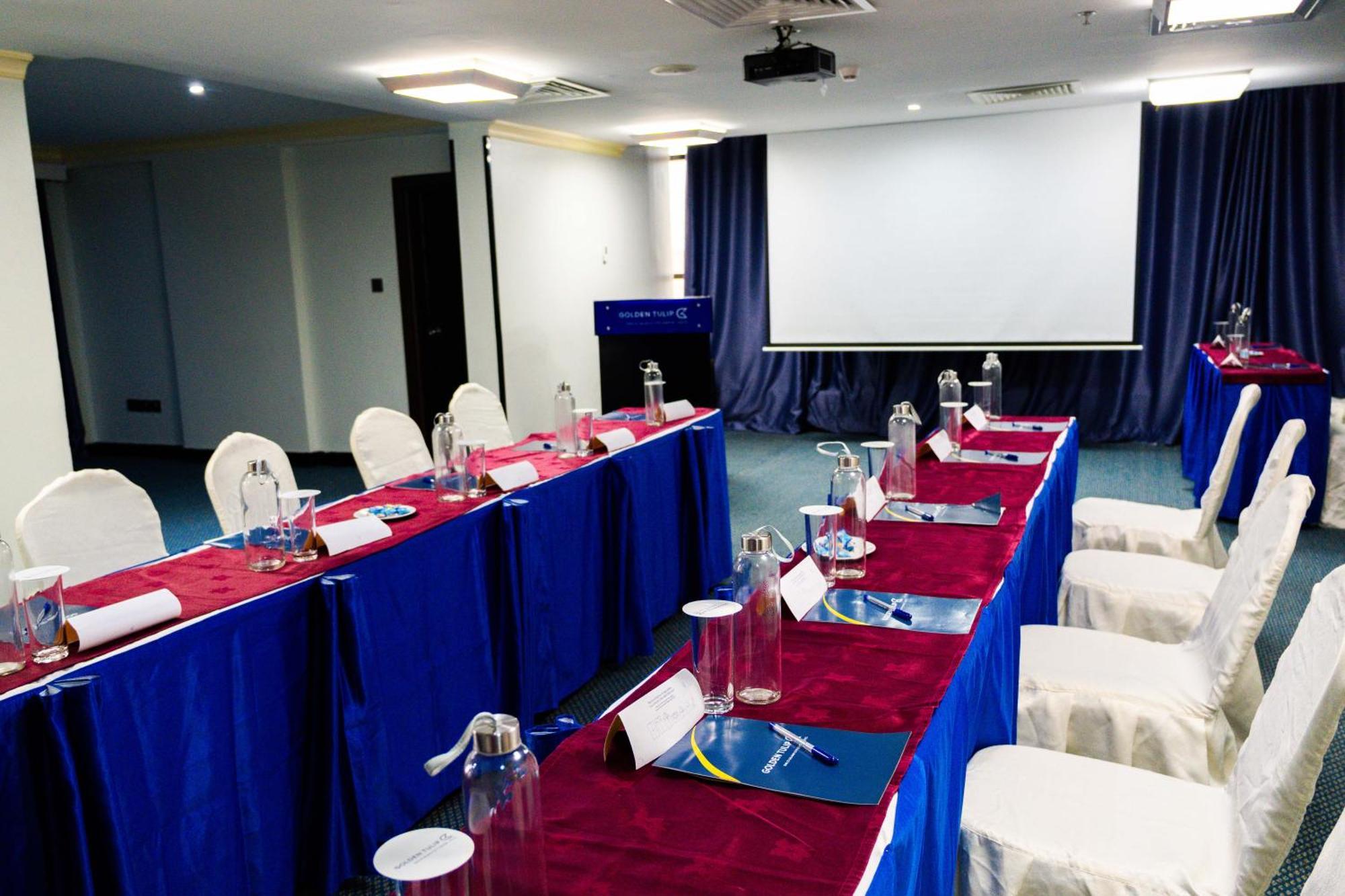 Golden Tulip Dar Es Salaam City Center Hotel Exteriör bild